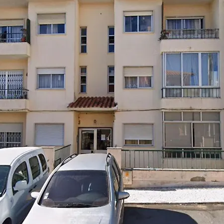 Parede Sol House *